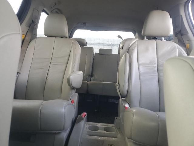 Photo 10 from auction – 2011 TOYOTA SIENNA XLE with VIN 5TDYK3DC2BS020334