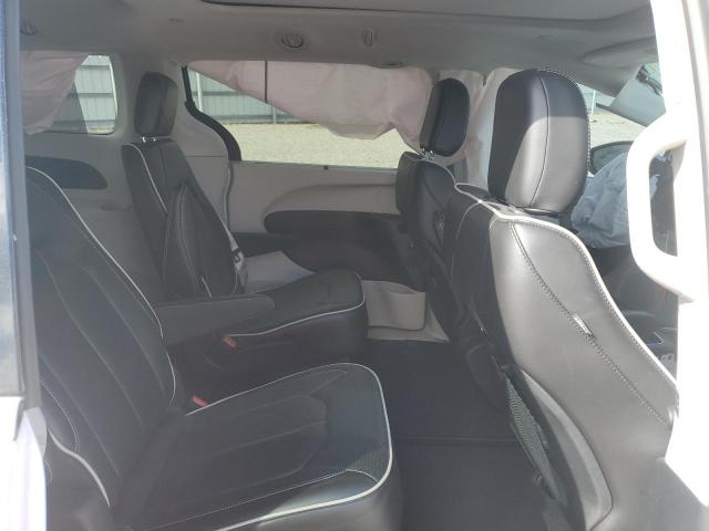 Photo 11 from auction – 2024 CHRYSLER PACIFICA L with VIN 2C4RC1GG4RR111631