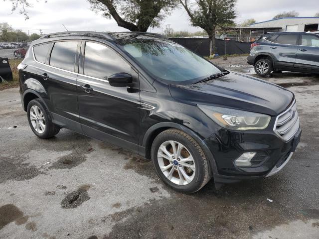 Photo 4 from auction – 2017 FORD ESCAPE SE with VIN 1FMCU0GD6HUA32316