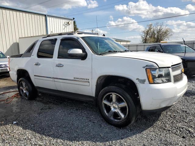 Photo 4 from auction – 2011 CHEVROLET AVALANCHE with VIN 3GNMCGE04BG212318