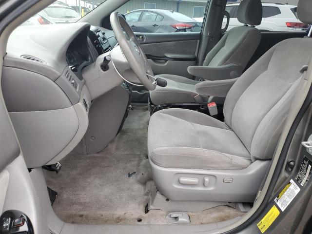 Photo 7 from auction – 2005 TOYOTA SIENNA CE with VIN 5TDZA23C25S350997
