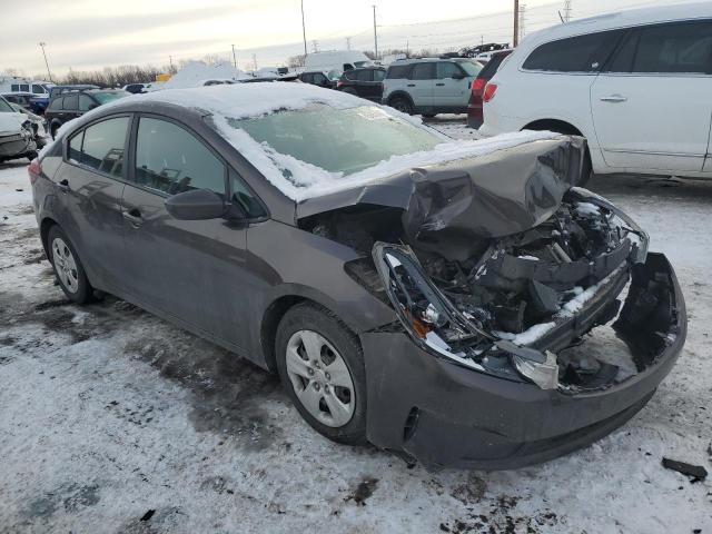 Photo 4 from auction – 2017 KIA FORTE LX with VIN 3KPFK4A76HE098218