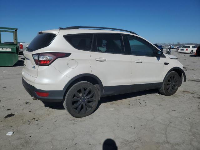 Photo 3 from auction – 2017 FORD ESCAPE SE with VIN 1FMCU9G96HUE50892