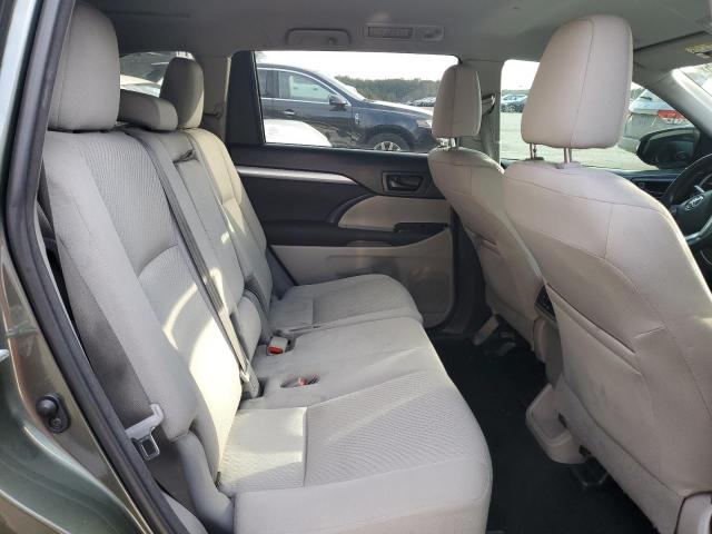 Photo 11 from auction – 2018 TOYOTA HIGHLANDER with VIN 5TDZZRFH5JS269320
