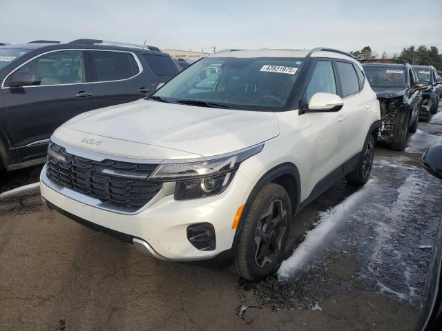 KIA SELTOS EX 2025 with VIN KNDERCAA0S7677838 - Photo from auction