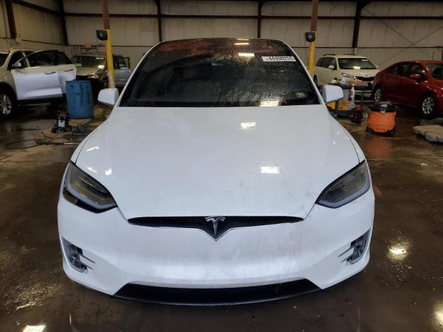 Photo 5 from auction – 2017 TESLA MODEL X with VIN 5YJXCAE20HF060329