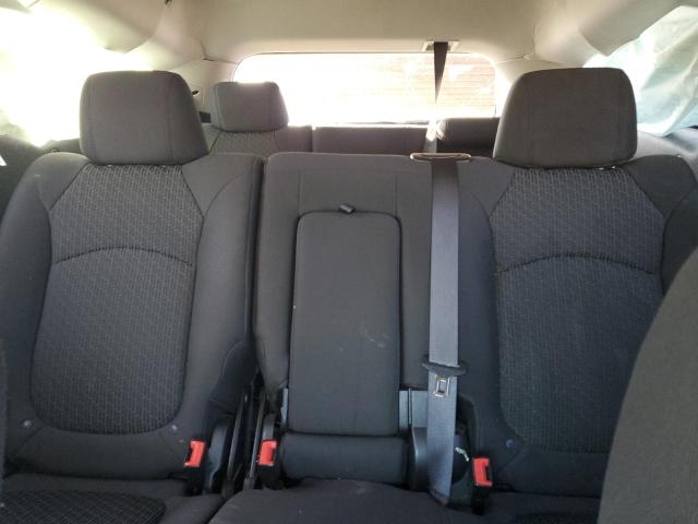 Photo 10 from auction – 2010 CHEVROLET TRAVERSE L with VIN 1GNLRFED2AS144244