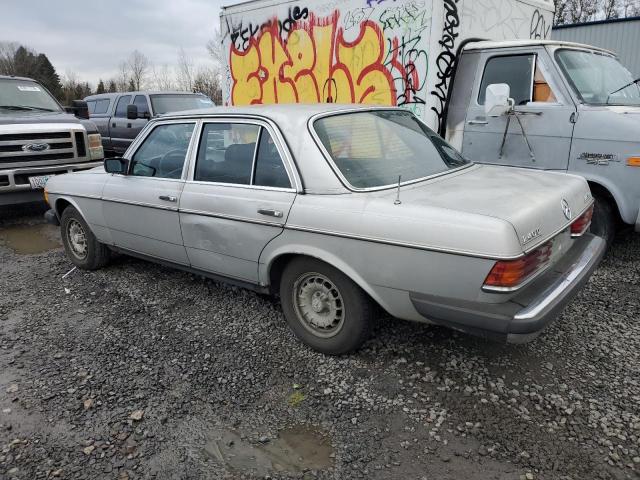 Photo 2 from auction – 1981 MERCEDES-BENZ 240 D with VIN WDBAB23A8BB257931