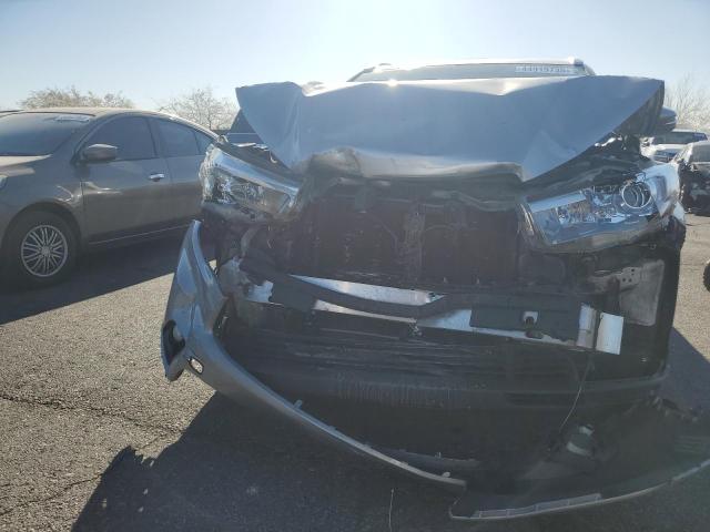 Photo 5 from auction – 2016 TOYOTA HIGHLANDER with VIN 5TDKKRFH5GS125961