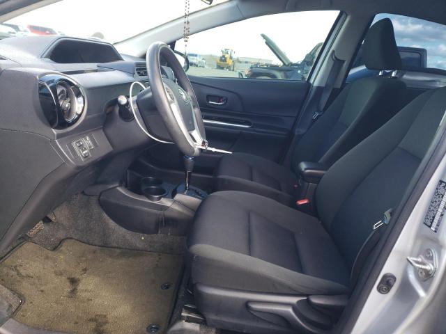 Photo 7 from auction – 2015 TOYOTA PRIUS C with VIN JTDKDTB30F1101046