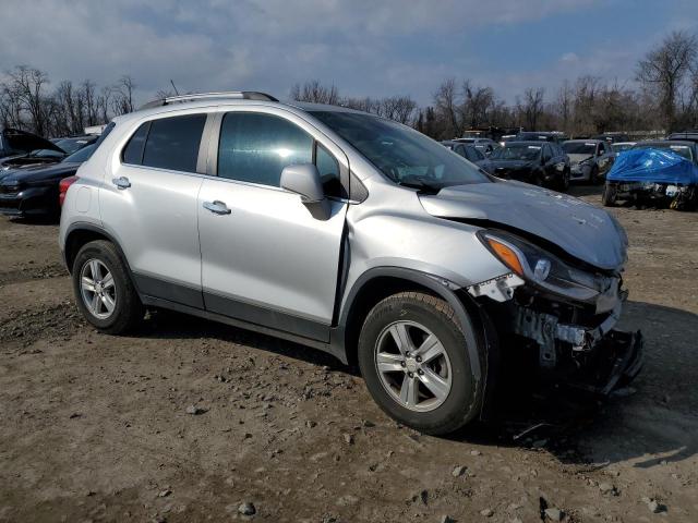 Photo 4 from auction – 2018 CHEVROLET TRACKER LT with VIN KL7CJPSB2JB713387