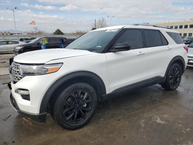FORD EXPLORER L 2022 with VIN 1FMSK8FHXNGB21112 - Photo from auction