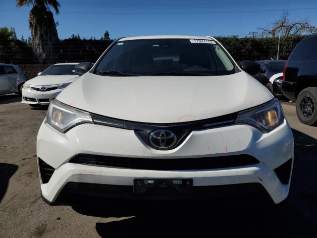 Photo 5 from auction – 2018 TOYOTA RAV4 LE with VIN JTMZFREV7JJ167501