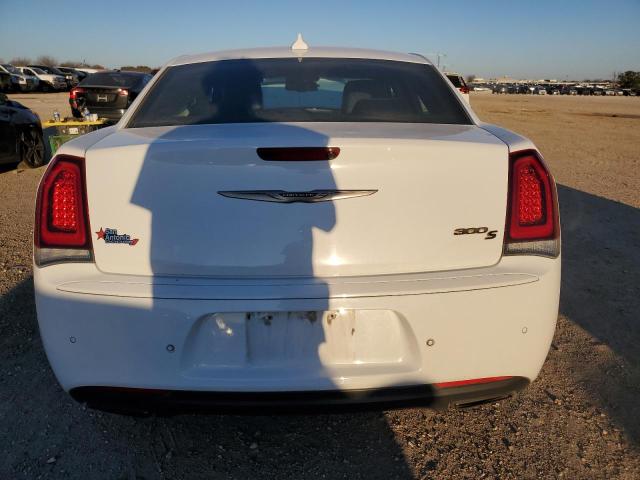 Photo 6 from auction – 2017 CHRYSLER 300 S with VIN 2C3CCABG5HH553842