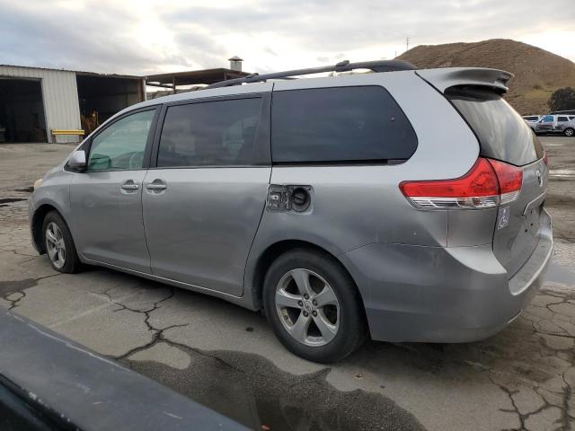Photo 2 from auction – 2012 TOYOTA SIENNA LE with VIN 5TDKK3DC0CS277824