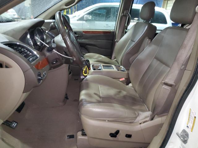 Photo 7 from auction – 2013 CHRYSLER TOWN & COU with VIN 2C4RC1CG7DR711669