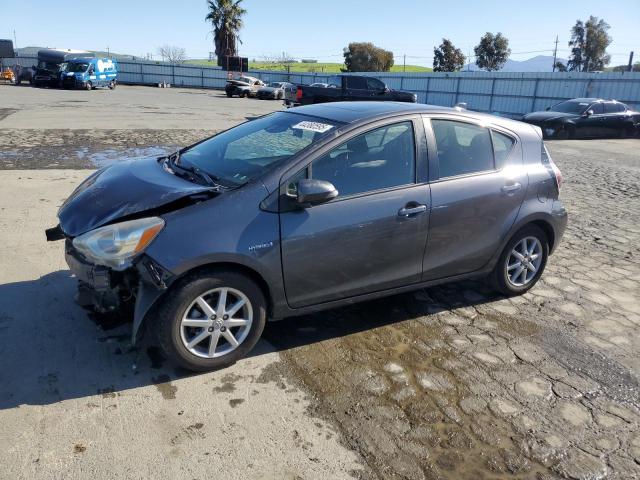 TOYOTA PRIUS C 2016 with VIN JTDKDTB37G1116919 - Photo from auction