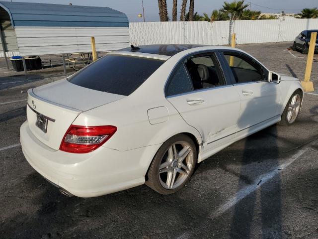 Photo 3 from auction – 2011 MERCEDES-BENZ C 300 with VIN WDDGF5EB4BA465274