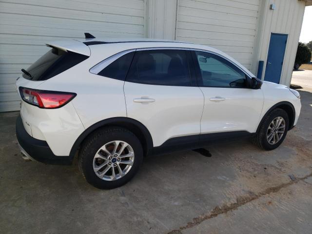 Photo 3 from auction – 2022 FORD ESCAPE SE with VIN 1FMCU9G67NUA60899