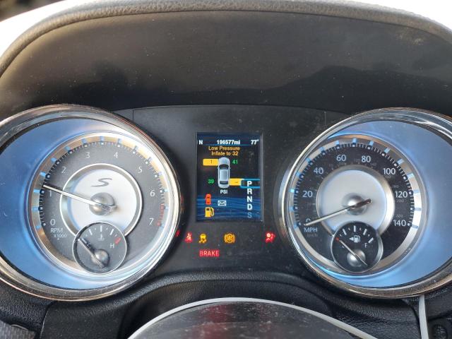 Photo 9 from auction – 2014 CHRYSLER 300 S with VIN 2C3CCABG1EH160240