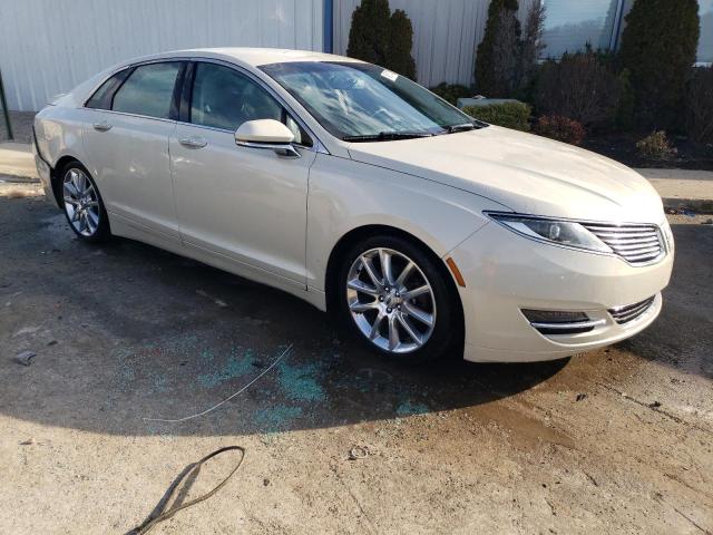 Photo 4 from auction – 2015 LINCOLN MKZ with VIN 3LN6L2GK7FR625309