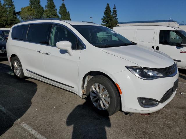 Photo 4 from auction – 2019 CHRYSLER PACIFICA T with VIN 2C4RC1BG1KR560486
