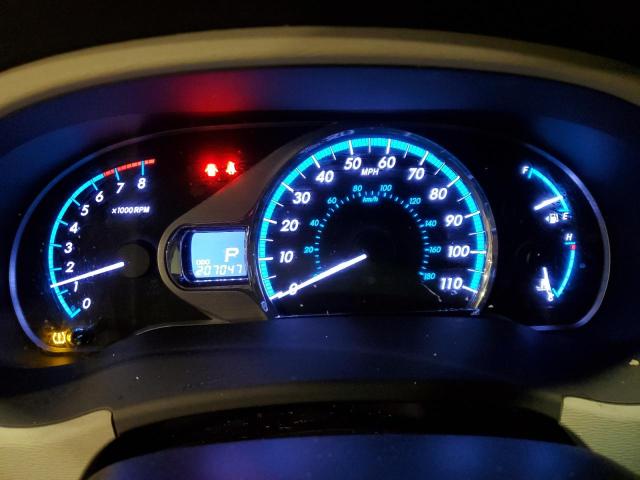 Photo 9 from auction – 2011 TOYOTA SIENNA XLE with VIN 5TDYK3DC6BS137690