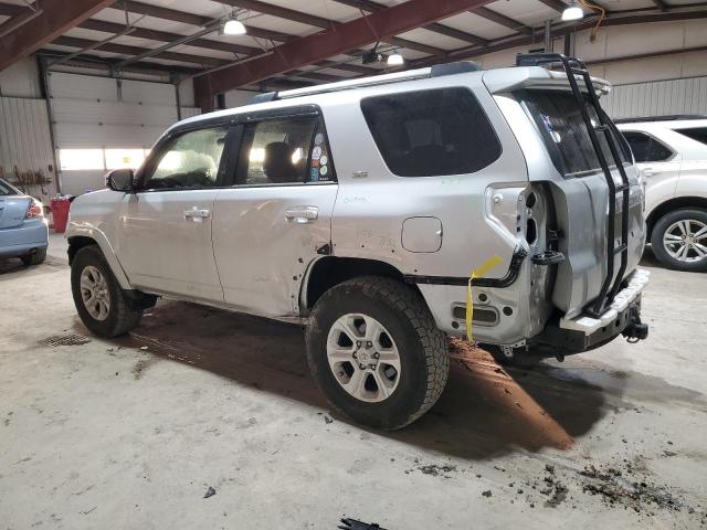 Photo 2 from auction – 2019 TOYOTA 4RUNNER SR with VIN JTEBU5JR4K5662897
