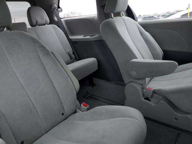 Photo 11 from auction – 2012 TOYOTA SIENNA BAS with VIN 5TDKA3DC2CS010056