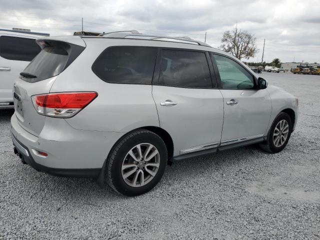Photo 3 from auction – 2014 NISSAN PATHFINDER with VIN 5N1AR2MN1EC722753