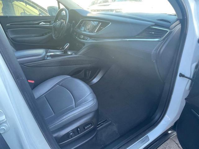 Photo 5 from auction – 2018 BUICK ENCLAVE ES with VIN 5GAERBKW1JJ275088