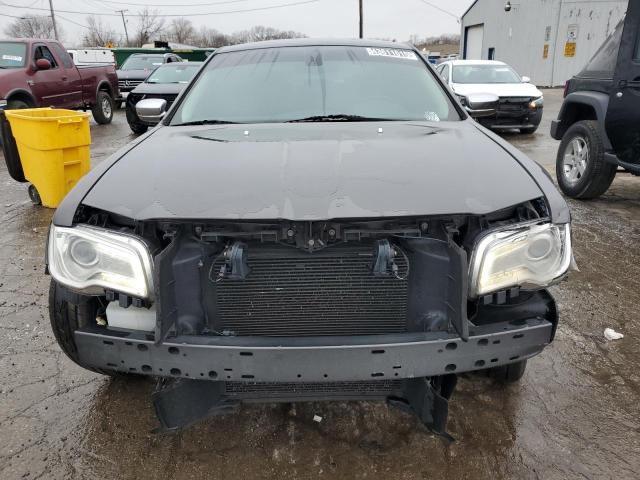 Photo 5 from auction – 2018 CHRYSLER 300 LIMITE with VIN 2C3CCAKG1JH216686