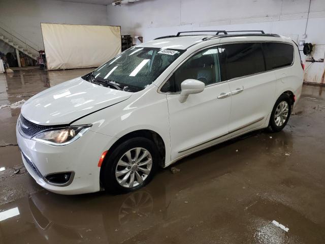 CHRYSLER PACIFICA T 2018 with VIN 2C4RC1BG2JR113776 - Photo from auction