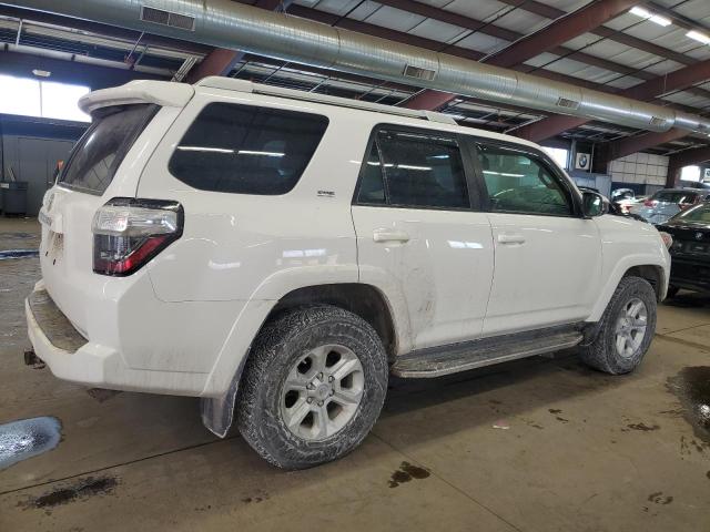 Photo 3 from auction – 2015 TOYOTA 4RUNNER SR with VIN JTEBU5JR0F5268500