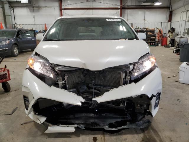 Photo 5 from auction – 2019 TOYOTA SIENNA XLE with VIN 5TDDZ3DC6KS219610