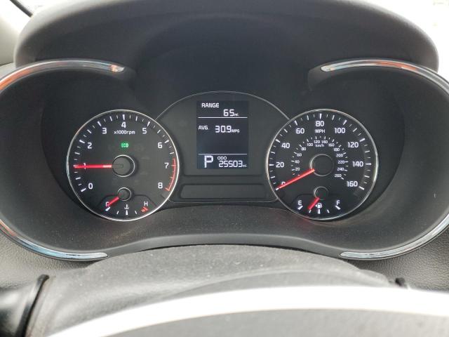 Photo 9 from auction – 2016 KIA FORTE LX with VIN KNAFX4A65G5592795