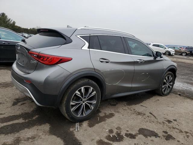 Photo 3 from auction – 2017 INFINITI QX30 BASE with VIN SJKCH5CR5HA024892