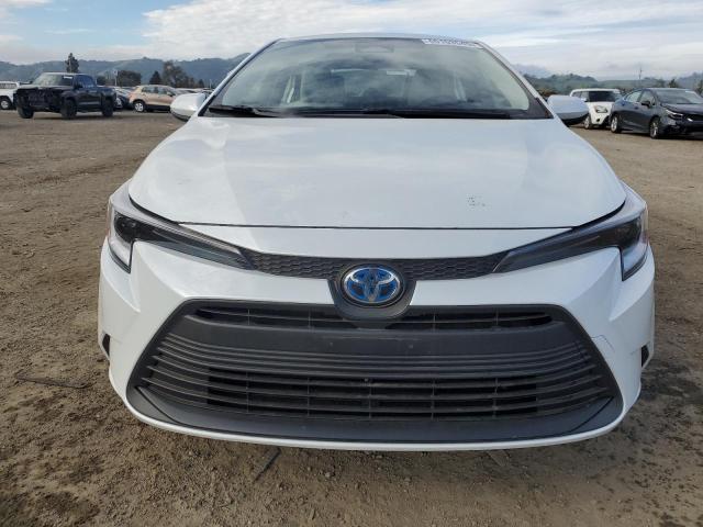 Photo 5 from auction – 2025 TOYOTA COROLLA LE with VIN JTDBCMFE1S3071462