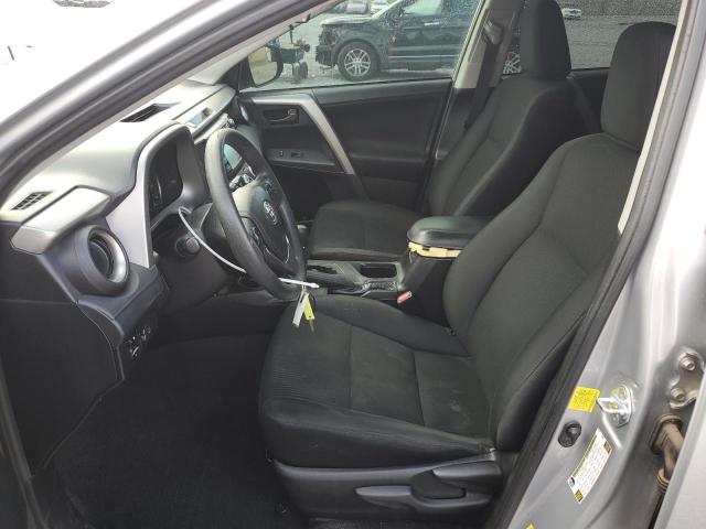Photo 7 from auction – 2018 TOYOTA RAV4 LE with VIN 2T3ZFREV1JW406266