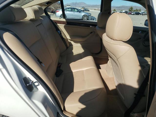 Photo 10 from auction – 2004 BMW 330 XI with VIN WBAEW53474PN32887