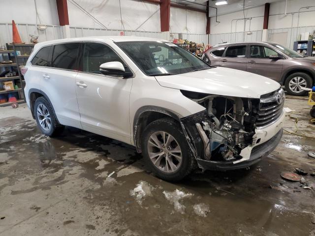 Photo 4 from auction – 2015 TOYOTA HIGHLANDER with VIN 5TDBKRFH6FS159051