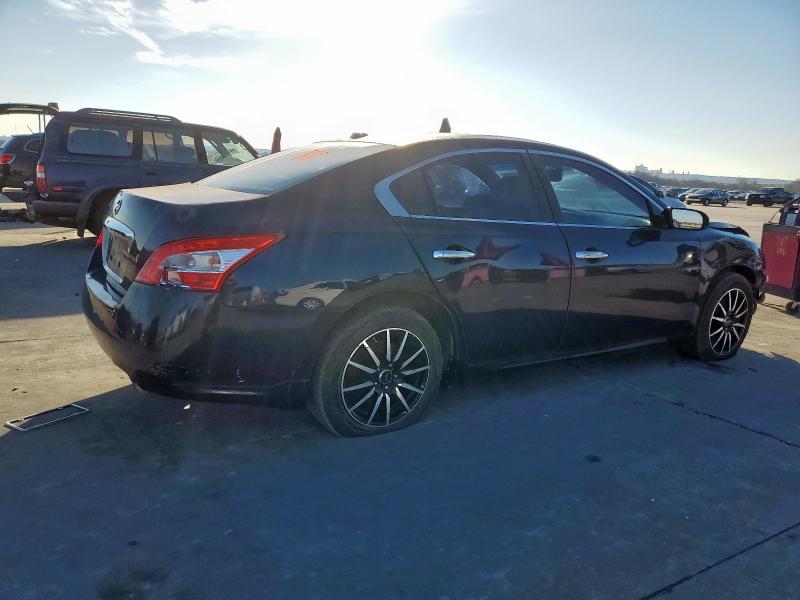 Photo 3 from auction – 2010 NISSAN MAXIMA S with VIN 1N4AA5AP8AC803283