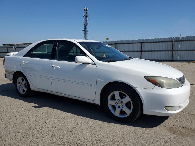 Photo 4 from auction – 2004 TOYOTA CAMRY LE with VIN 4T1BE32K44U276539