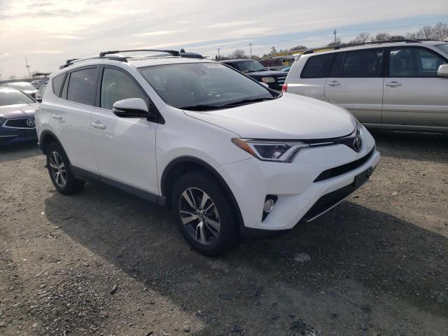 Photo 4 from auction – 2018 TOYOTA RAV4 ADVEN with VIN JTMRFREV8JD243158