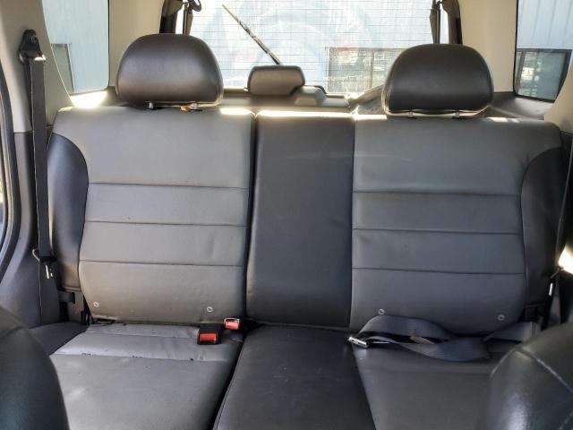 Photo 10 from auction – 2004 FORD ESCAPE XLT with VIN 1FMYU93104KA97822