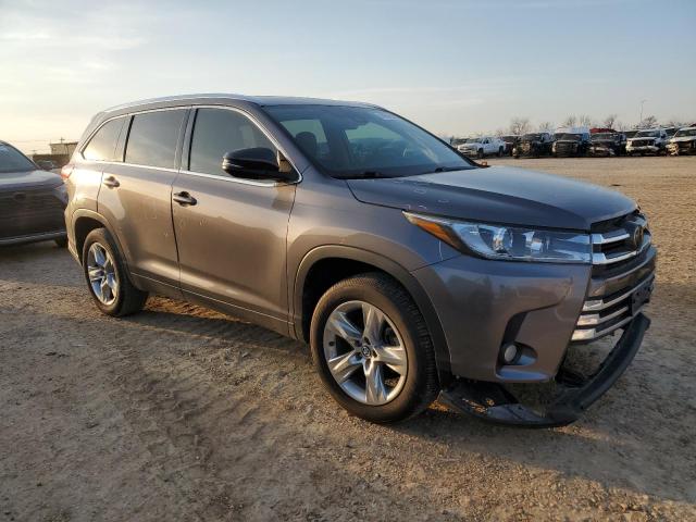Photo 4 from auction – 2018 TOYOTA HIGHLANDER with VIN 5TDYZRFH7JS274806