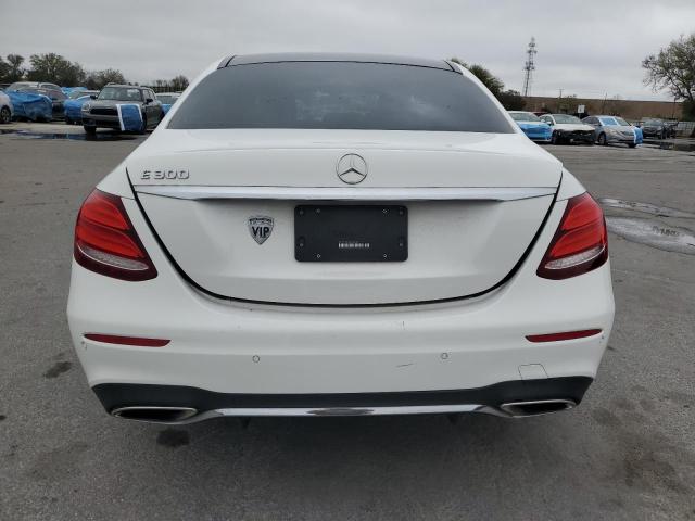 Photo 6 from auction – 2017 MERCEDES-BENZ E 300 with VIN WDDZF4JB3HA068835