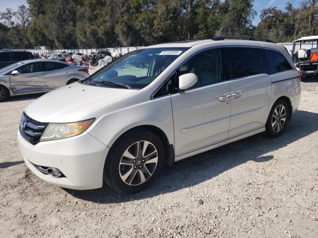 HONDA ODYSSEY TO 2015 with VIN 5FNRL5H96FB057697 - Photo from auction