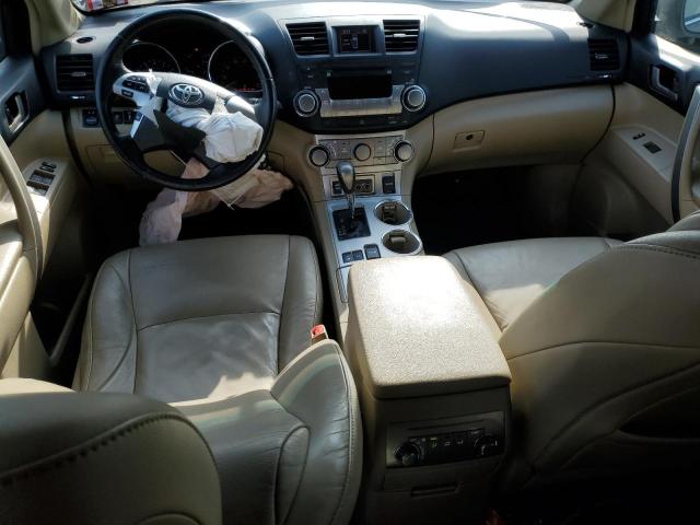 Снимка 8 от търг – 2011 TOYOTA HIGHLANDER с VIN 5TDBK3EH8BS086838