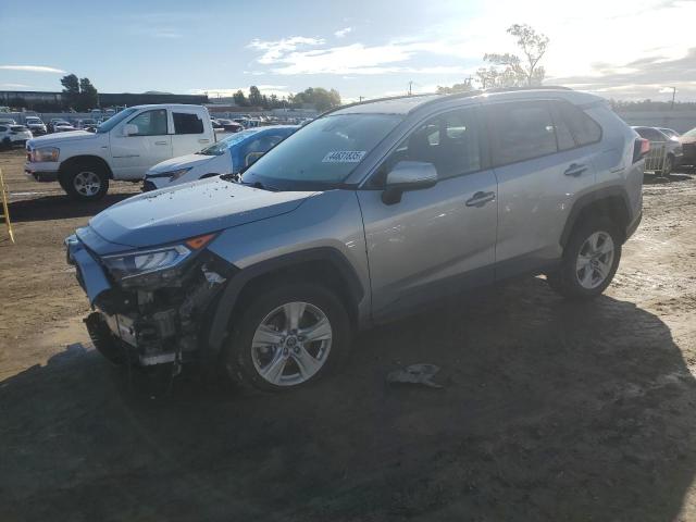 Photo 1 from auction – 2019 TOYOTA RAV4 XLE with VIN 2T3W1RFV4KW038313